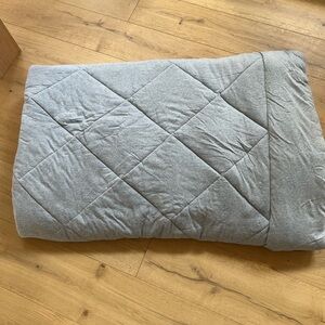 Pottery Barn Teen Favorite Tee Comforter and Two Shams